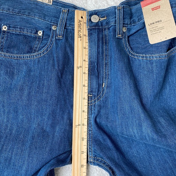 Levi's Low Pro Straight Leg Jeans Women 30x30 (33x30) Medium Wash NWT IRREGULAR - Picture 13 of 14